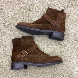 Aquatalia Bree Water Resistant Brown Suede Booties Boots Size 6 Leather Italy